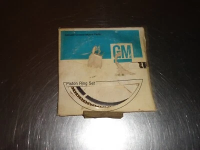 New NOS GM Piston Ring Set 10030202 2.5L Chevy S-10 Pontiac Fiero GMC Astro - Image 1 of 2