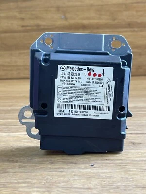 Módulo de computador sistema de controle de segurança contra colisão 2012-2023 Mercedes GL450 FABRICANTE DE EQUIPAMENTO ORIGINAL - Imagem 1 de 4