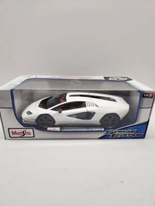 Maisto Maßstab 1:18 Diecast Modellauto - Lamborghini Countach LPI 800-4 in weiß - Bild 1 von 5