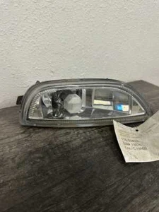 2001-2002 Toyota Corolla LH OEM Fog Lamp Bumper Mounted - Picture 1 of 5