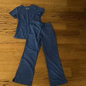Blue greys anatomy scrubs top size S pants size xs - Picture 1 of 8