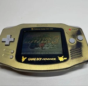 Nintendo GameBoy Advance Pokemon Center New York Gold Edition - Bild 1 von 5