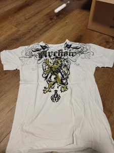 Camiseta arcaica talla L con una cosa de león en ella - Imagen 1 de 2