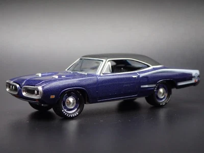 1970 70 DODGE Coronet Super Bee Plum Pazzo 1:64 Diorama Scala Modellino Auto - Immagine 1 di 4