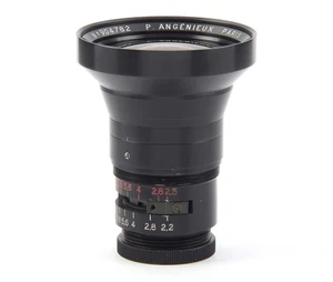 Angenieux Retrofocus 2.2/24mm Type R2 Lens M25 - Picture 1 of 7