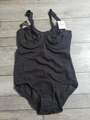 Prendas moldeadoras de encaje Bali para mujer, Faja Body Shaper encaje 'N suave control firme talla 38D Foto 1 de 4