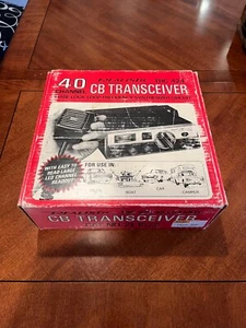 Vintage Realistic TRC-424 CB Transceiver 40CH Original Box No Manual (Untested) - Zdjęcie 1 z 12