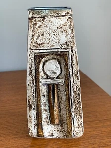 TROIKA Coffin Vase by Avril Bennet - Picture 1 of 8
