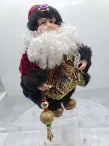 Weihnachtsmann Weihnachtsmann Figur Burgund mit Fell & Gold haltender Ornament - Bild 1 von 16