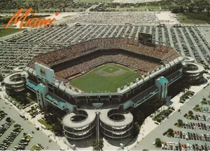 Scarce Florida Marlins Joe Robbie Stadium in the Baseball Configuration Postcard - Picture 1 of 2