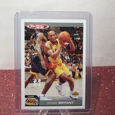 2004-05 Topps Total  Kobe Bryant #39 Silver Border Los Angeles Lakers HOF