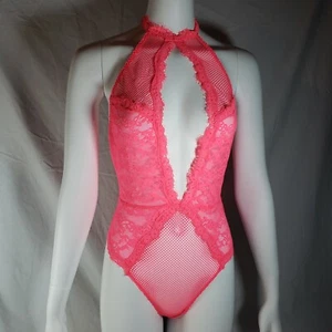 Victoria's Secret Very Sexy Bodysuit Large High Neck Halter Keyhole Pink Fishnet - Picture 1 of 8