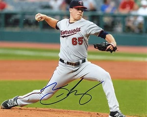 TREVOR MAY #65 MINNESOTA TWINS AUTOGRAPHED SIGNED 8X10 PHOTO - Picture 1 of 1