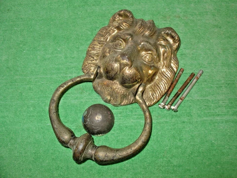 ANTIQUE VINTAGE BRASS LIONS HEAD DOOR KNOCKER WITH HARDWARE Cover