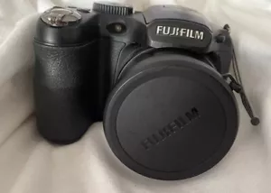 Fujifilm FinePix S1600 Black Superzoom CCD Y2K Digicam 2010 12MP With Case - Picture 1 of 12