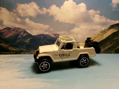 67 JEEPSTER COMMANDO 2019 серия Hot Wheels Hot Trucks белая - Изображение 1 из 2