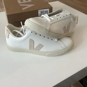 Veja Women Esplar Sneakers Extra White-sable- Womens Size 10 US-NEW - Picture 1 of 7
