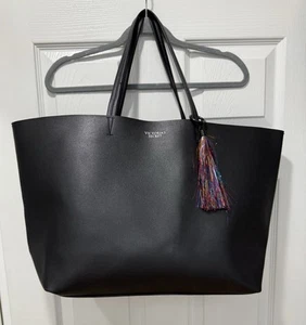 Victoria’s Secret 2016 Ltd Ed Vegan Leather Tote w/Sequined Tassle & Bag NWOT - Picture 1 of 8