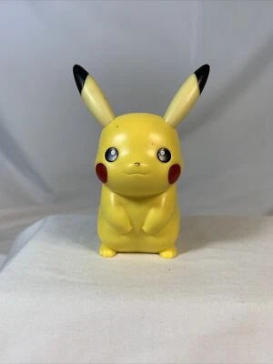 Figura de acción de juguete Happy Meal Pikachu McDonald's 2011 Pokemon  Foto 1 de 4