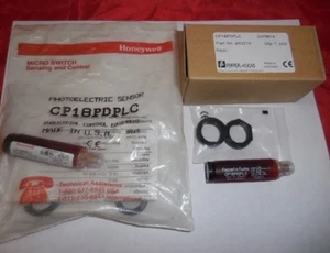 Honeywell  PepperL & Fuchs CP18PDPLC Photoelectric Sensor New Free S&H - Picture 1 of 1