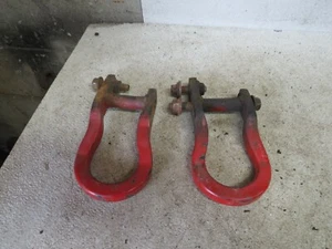 08 CHEVY SILVERADO GMC SIERRA TOW HOOKS RED - Picture 1 of 3