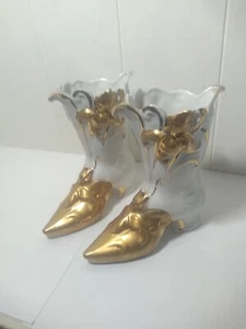 Pair Of Vintage Gold Trim Victorian Ladies Boot Shoe Vase - Picture 1 of 11