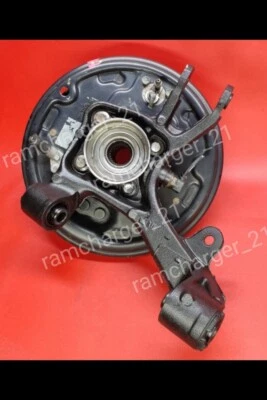 03-06 Toyota Matrix Vibe AWD Rear Right Spindle Knuckle Bearing & Backing Plate - Image 1 of 2