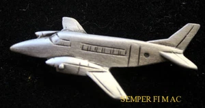 Beechcraft Beech 99 Airliner Commuter PEWTER LAPEL HAT PIN MADE IN US PILOT CREW - Picture 1 of 18