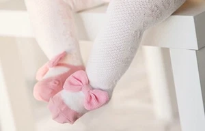 Girl Baby/Toddler Light Pink Bow Pantyhose 9-12 Months - Picture 1 of 2