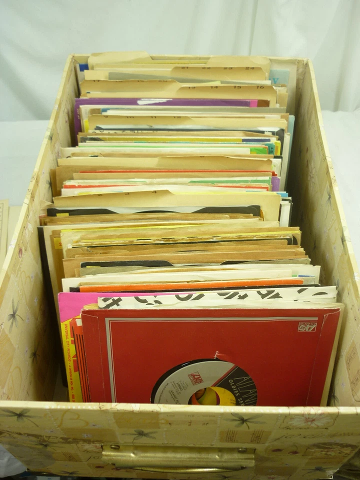 Классический виниловый музыкальный автомат рок Your Choice 45 пластинок очень хороший выбор 22C099 - Изображение 1 из 1