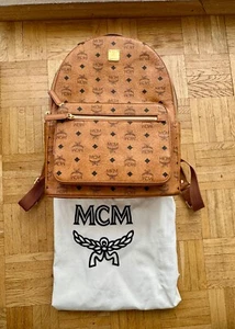 **MCM Rucksack STARK mit Notebookfach Neuwertig TOP Zustand** - Bild 1 von 10