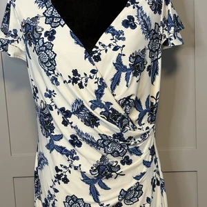 Lauren Ralph Lauren Women Sz 12 Blue Floral V Neck Ruched Jersey Knit Wrap Dress - Picture 1 of 22