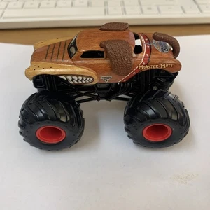 Camión campeón estilo libre Spin Master Monster Jam Monster Mutt 2010 - Imagen 1 de 8