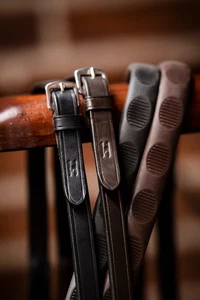 Horseware Gummi Daumengriff Zügel rutschfest starker Halt gleichmäßiger Kontakt schwarz/braun - Bild 1 von 9