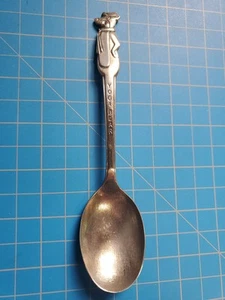Vintage Yogi Bear Spoon Hanna Barbera Old Company SilverPlate - Picture 1 of 3