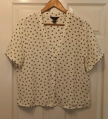 LADIES NEW LOOK CREAM BLACK FLORAL BLOUSE - SIZE 10  - EXCELLENT CONDITION - Image 1 of 4