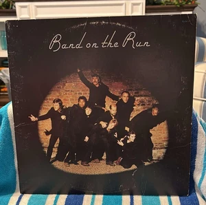 Paul McCartney &Wings"Band On The Run"1st Dec 5,1973 Winchester Press,W/POSTER~! - Picture 1 of 6