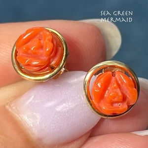 Pendientes Rosebud Coral Rojo Tallado Oro Amarillo 14k - Imagen 1 de 12