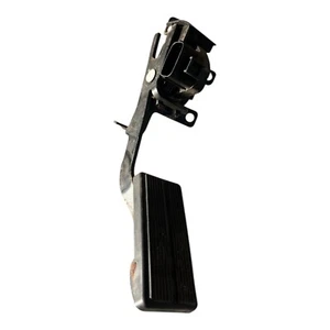 2003-2004 Ford F250 F350 6.0L Powerstroke Accelerator Pedal 3C44-9F836-AC - Picture 1 of 6