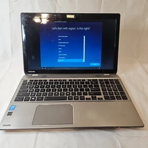 TOSHIBA SATELLITE P50-A Laptop i7 - Faulty Keyboard - Read Description - Picture 1 of 9