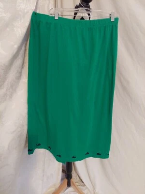 The Quacker Factory size 1X green elastic waist whale trim skirt - Image 1 of 4