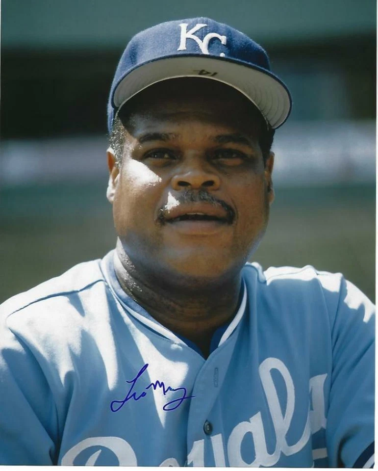 LEE MAY KANSAS CITY ROYALS SIGNED AUTOGRAPHED 8X10 W/ COA - Image 1 of 1