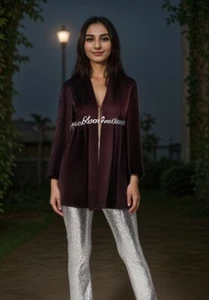 CHICOS TRAVELERS BURGUNDY SILVER GLITTER SPARKLE TOP SZ 1 M 8 10 - Picture 1 of 9