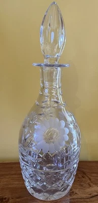 ROYAL DOULTON VINTAGE CRYSTAL DECANTER STOPPER HAND ETCHED FLOWERS 30cm HIGH VGC - Image 1 of 4