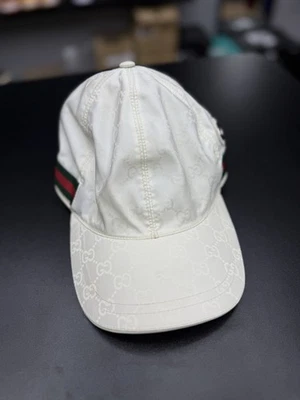 GUCCI Doble G Blanca Gorra de Béisbol Nylon Lujosa Sombrero 100% Auténtico Foto 1 de 4