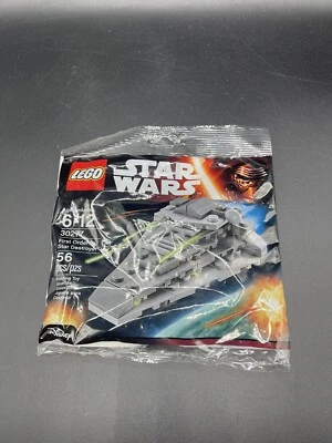 LEGO Star Wars: First Order Star Destroyer (30277) - Image 1 of 2