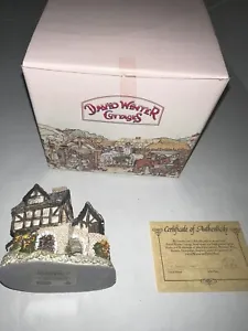 DAVID WINTER THE BAKEHOUSE JOHN HINE DECORATED 4" COTTAGE ORIGINAL BOX 1983 - Picture 1 of 5