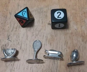 Sports ESPN Scene It? Replac Metal Tokens,Dice, Cards New 2005 Screenlife Mattel - Picture 1 of 7