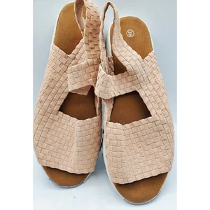 Sandalia Bernie Mev Tara Bay para mujer - rubor melocotón, talla 39M talla 8 EE. UU. USADA - Imagen 1 de 4