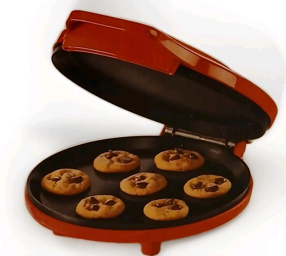 Bella CUCINA Artful Food Mini Cupcake Maker - 13465